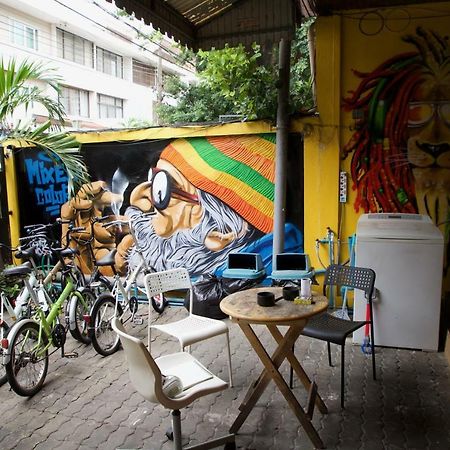 Ideer Hostel Бангкок Екстер'єр фото