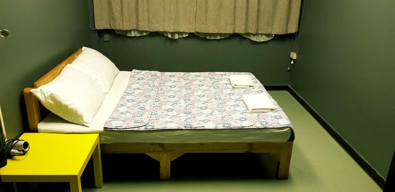 Ideer Hostel Бангкок Екстер'єр фото